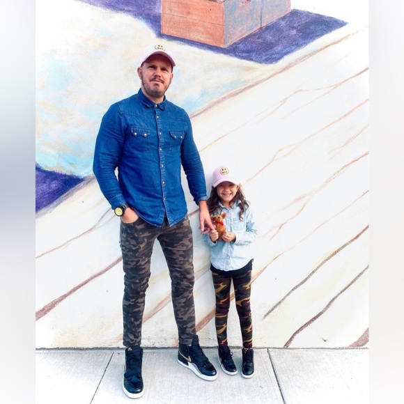 Meet your Posher, Robin - Picture 4 of 7